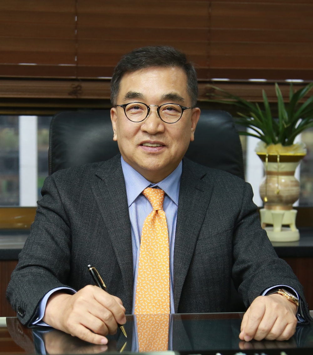 Kyung Kook Lee – Chairman, KMDIA, South Korea